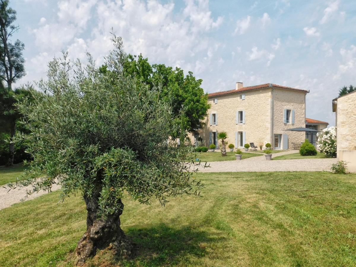 Domaine La Bastide Bed & Breakfast Cleyrac Exterior photo