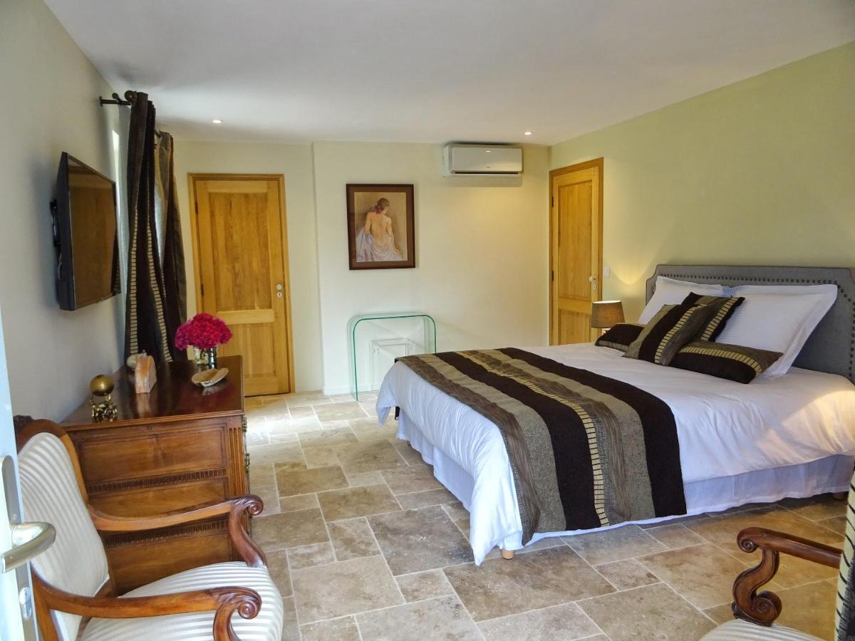 Domaine La Bastide Bed & Breakfast Cleyrac Exterior photo